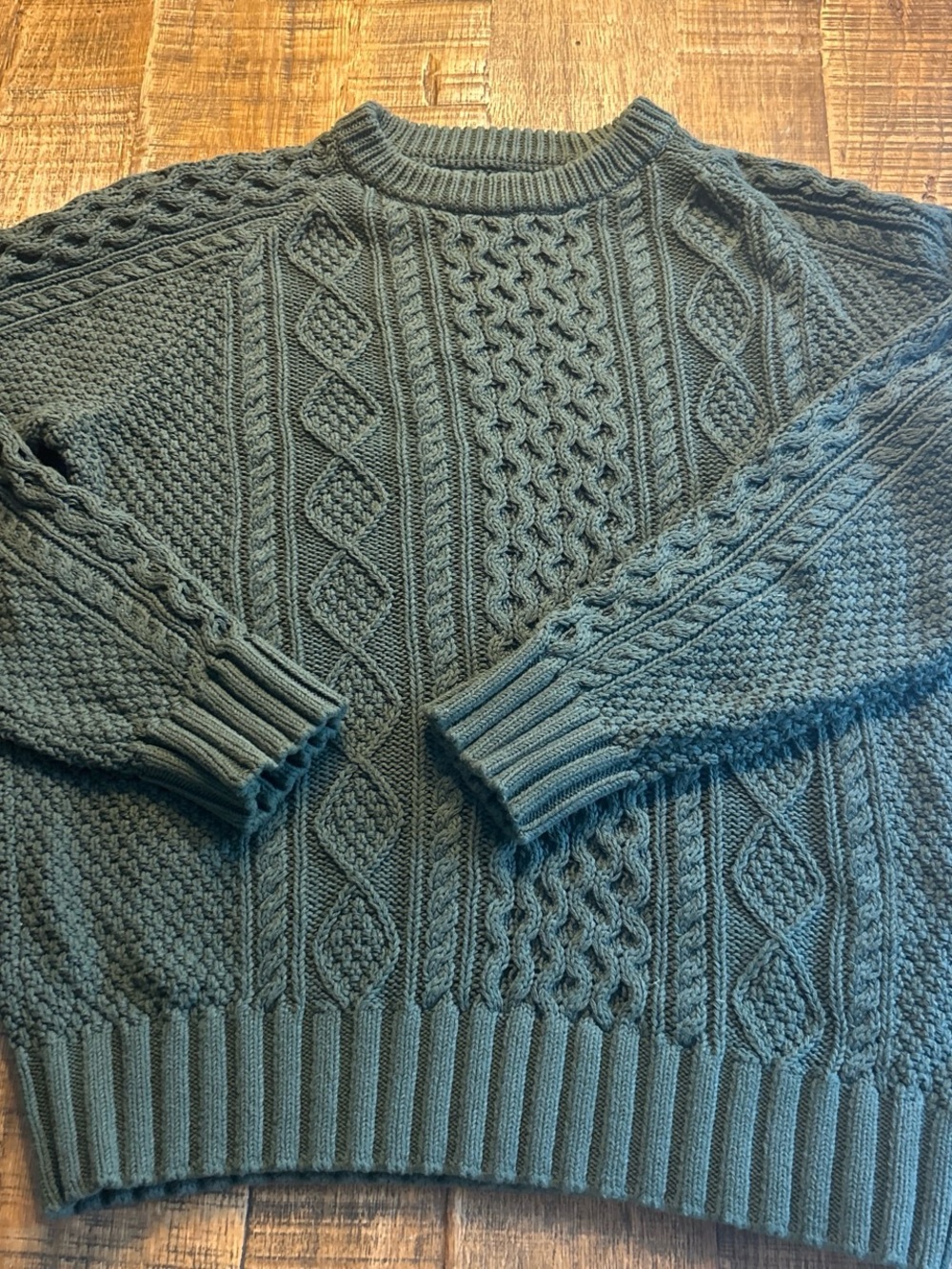 LL Bean Signature Men's Cable cotton Crewneck Sweater - Slate Green